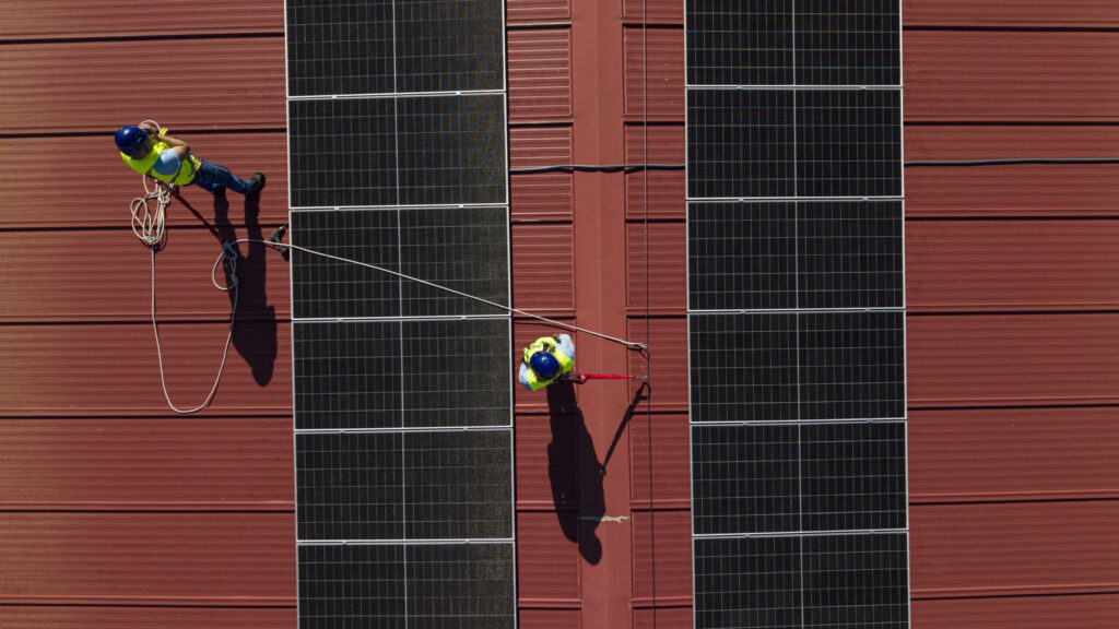 instalacion de paneles solares fotovoltaicos grupo luna