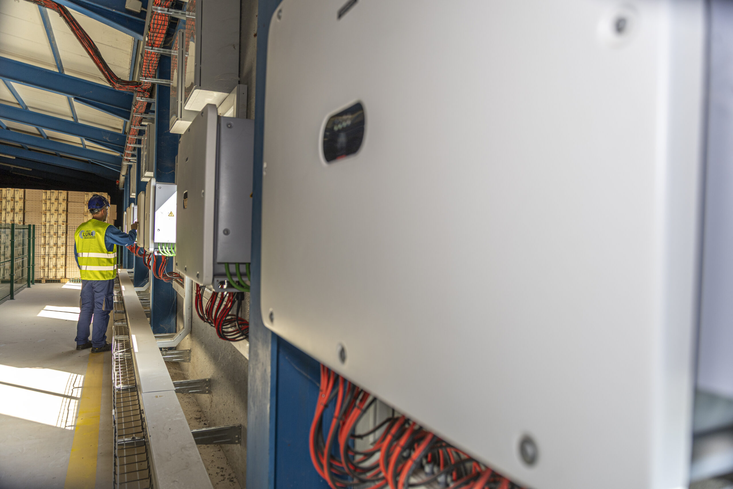 mantenimiento-monitorizacion-planta-solar-industrial