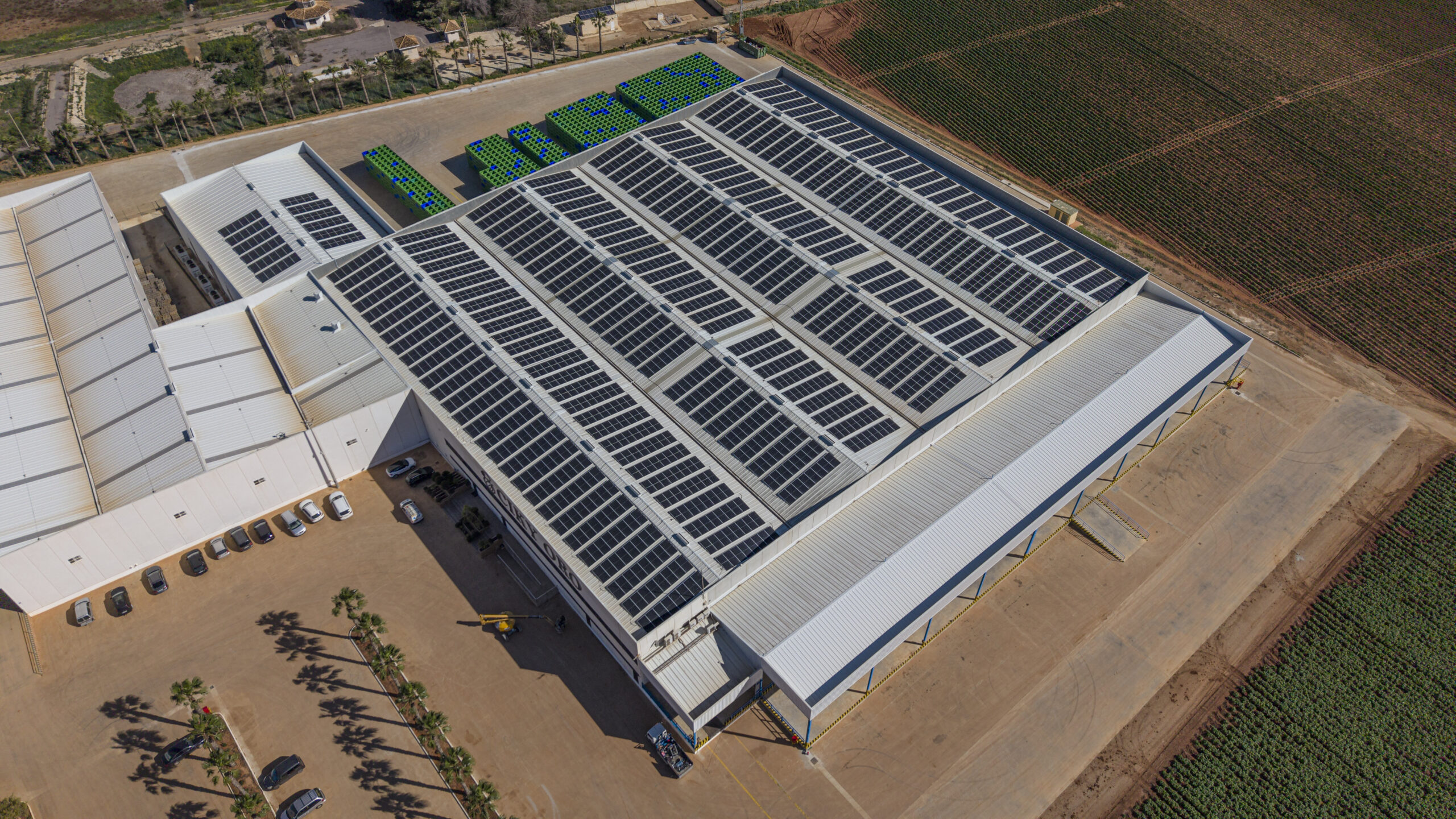 planta-fotovoltaica-axitec-gran-escala-murcia